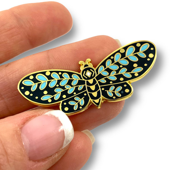 Large gold enamel moth blue eucalyptus pin - Picture 2 of 7